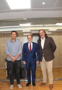 Destacado economista Ricardo Hausmann sostuvo reunión con Vicepresidente Ejecutivo y gerentes de Corfo