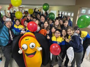 La fiesta del Chorito llegó hasta Osorno a motivar su consumo en los escolares