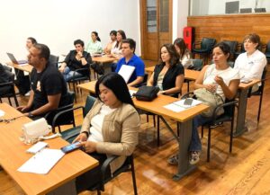Emprendedores de Tarapacá se capacitan en neuromarketing