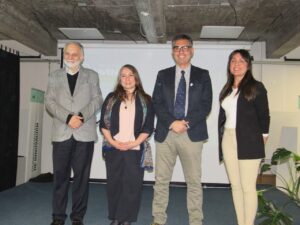 Profesor Cavendish: Con 63 becados inician clases de hidrógeno verde en Santiago